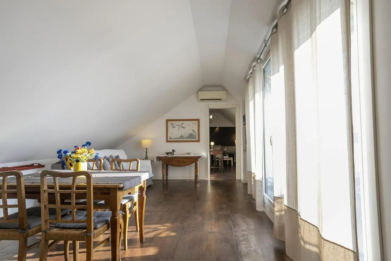 Appartement San Vittore One Bedroom b Milaan