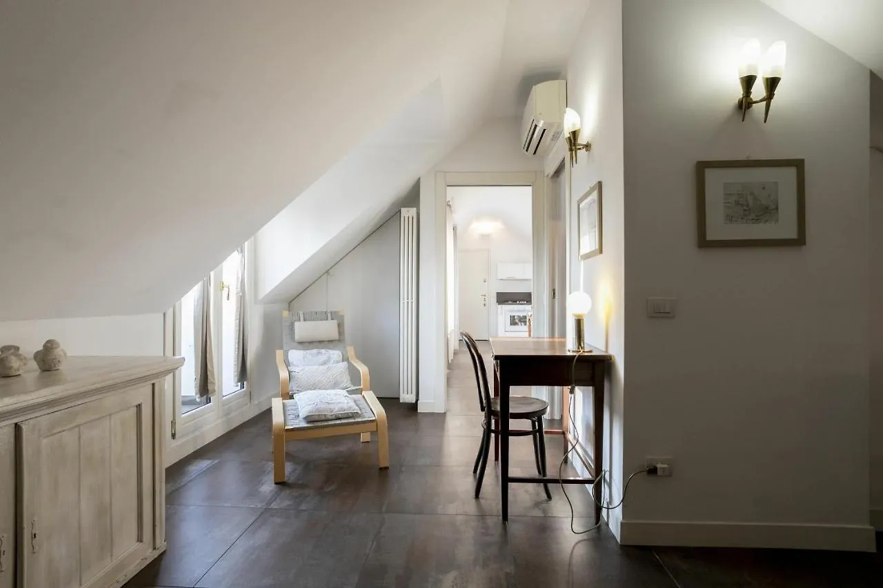 San Vittore One Bedroom b Milaan